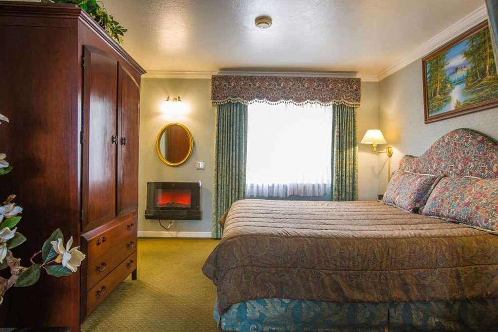 Carmel Inn & Suites Værelse billede