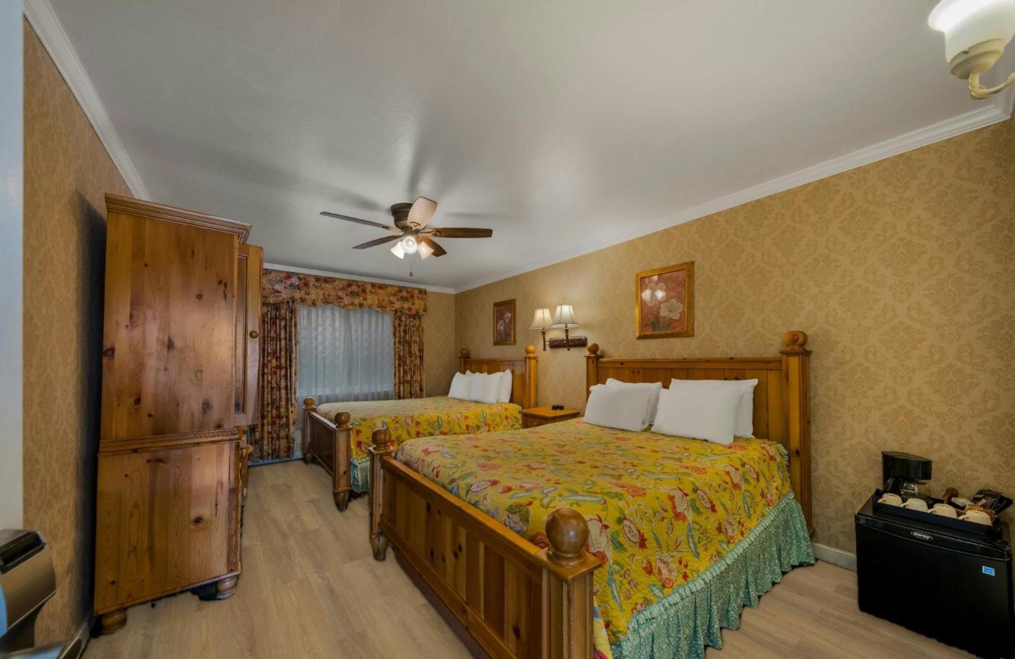 Carmel Inn & Suites Eksteriør billede