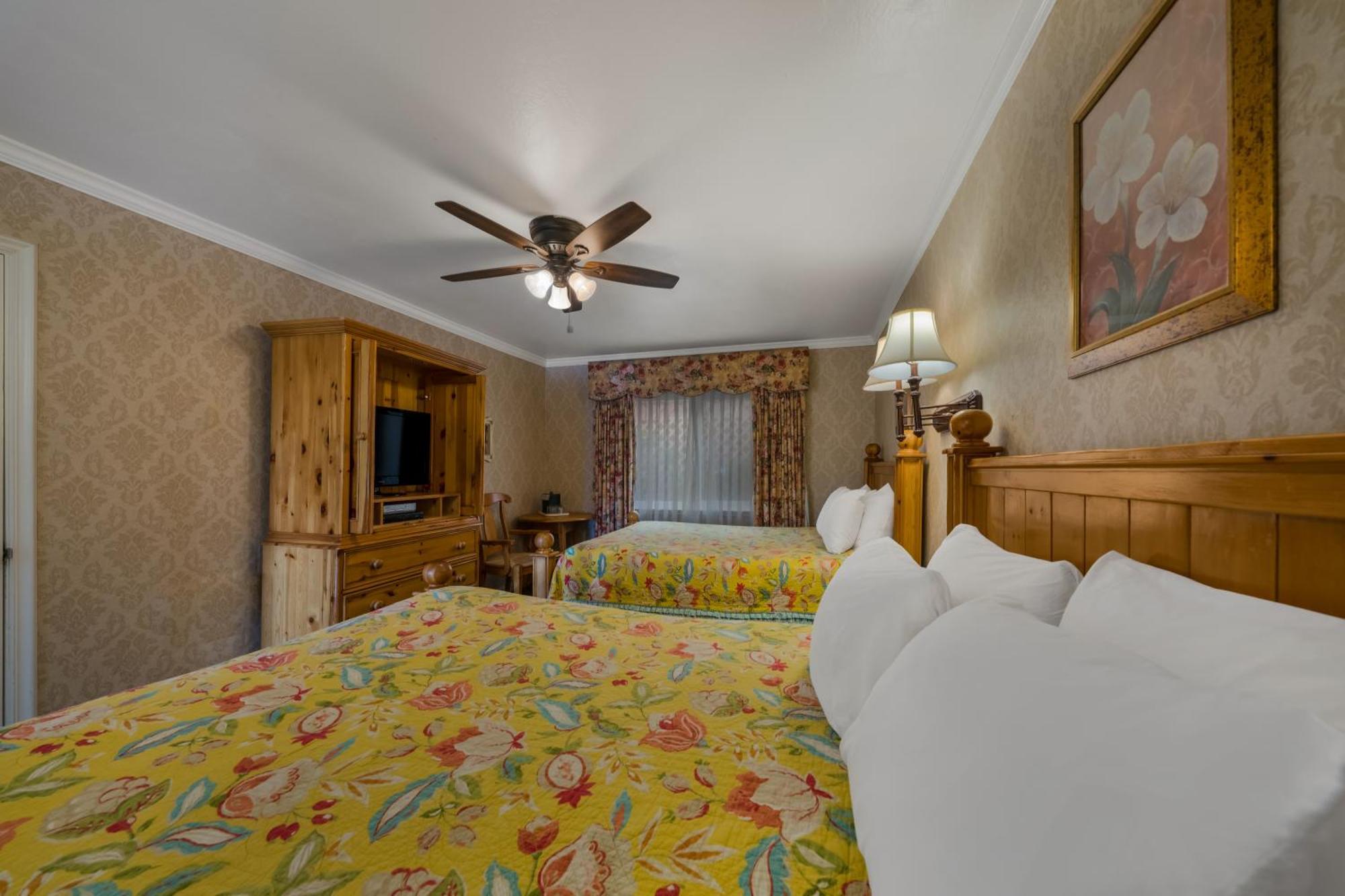 Carmel Inn & Suites Eksteriør billede